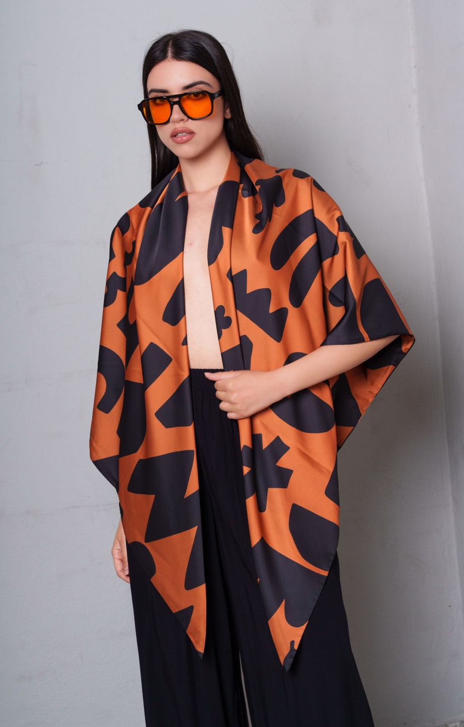 CN LOGO CLAY SCARF