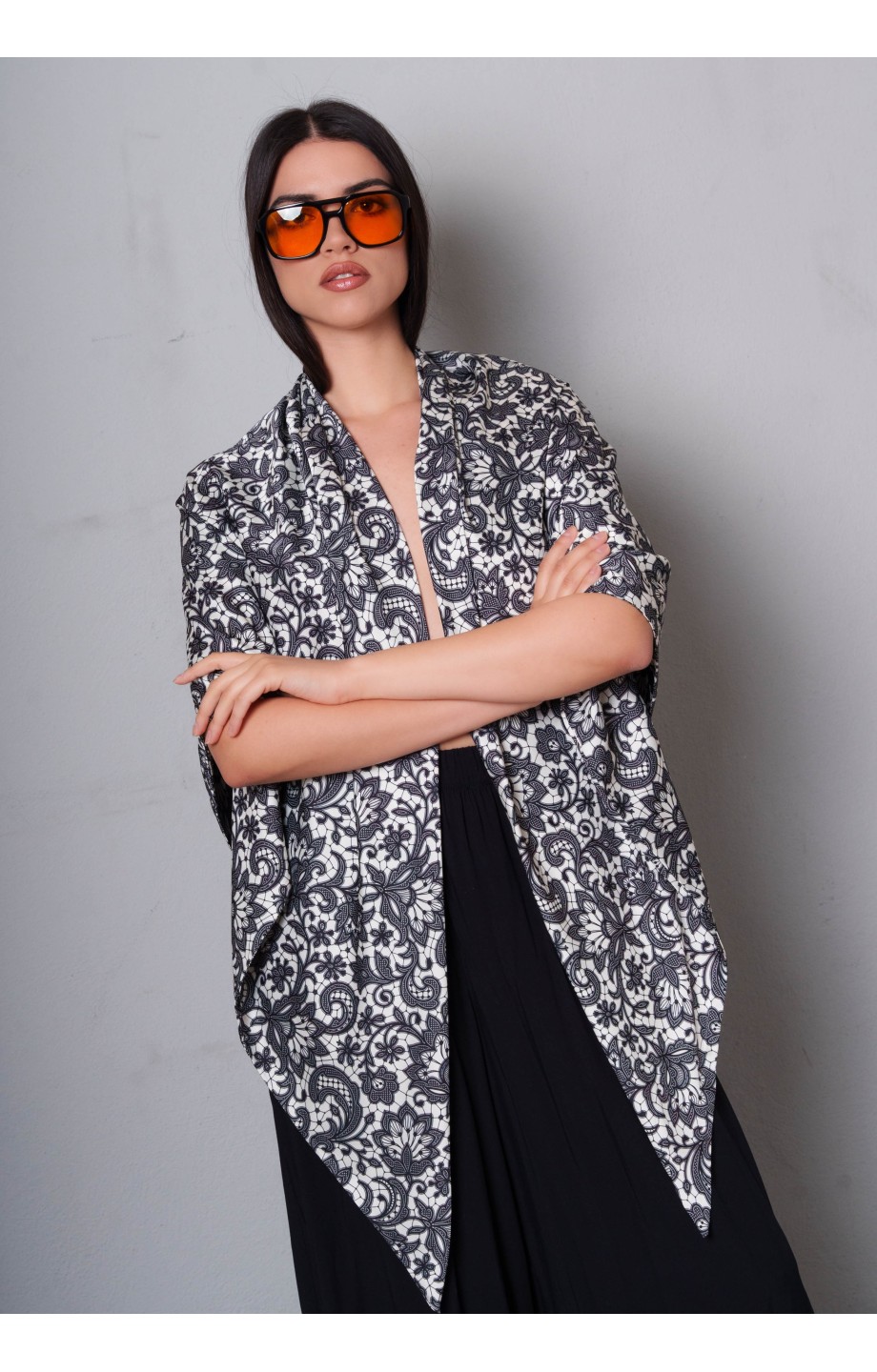 CN LOGO LACE SCARF