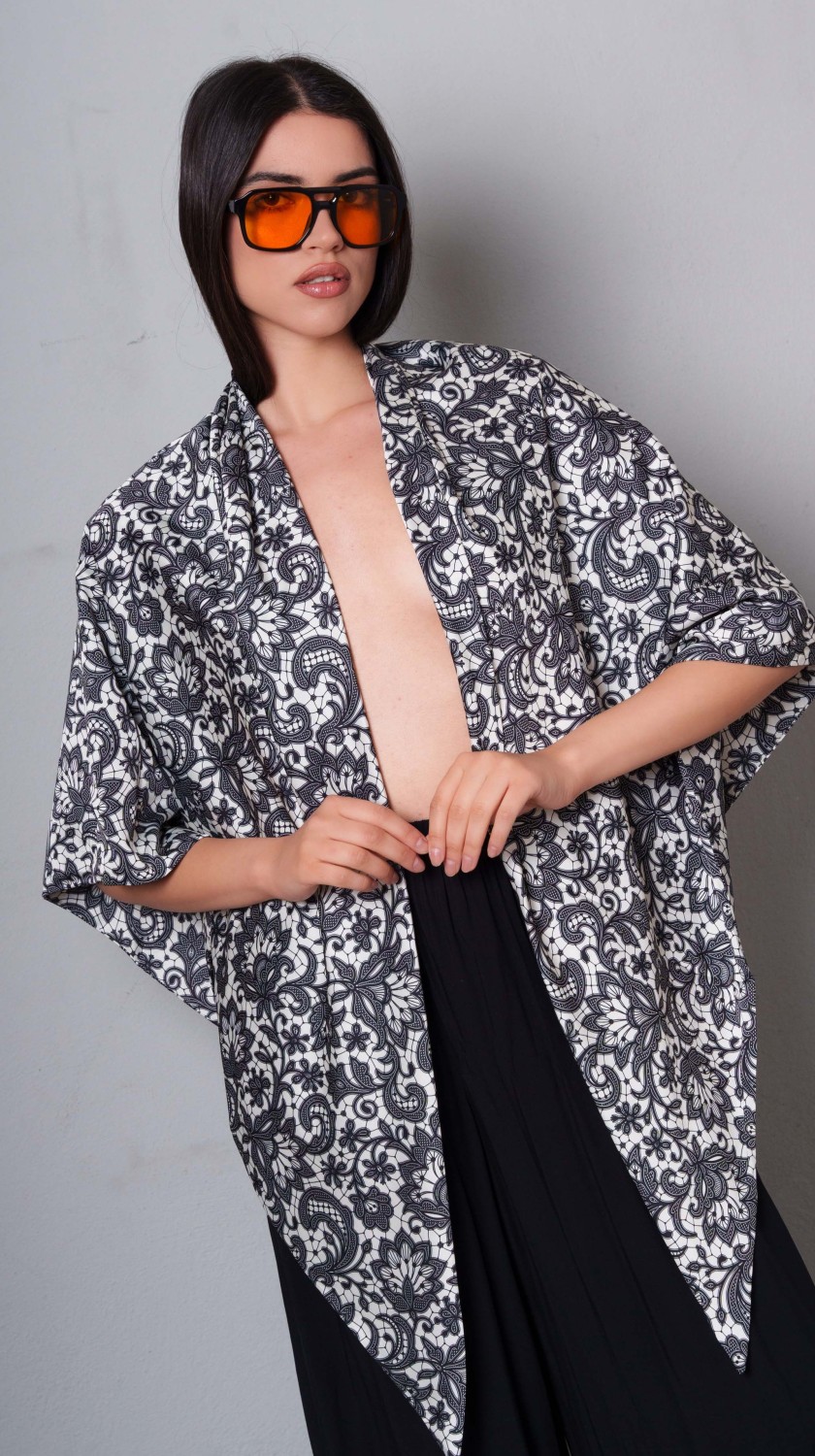 CN LOGO LACE SCARF