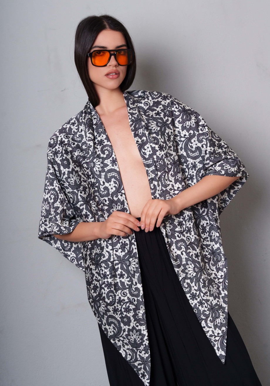 CN LOGO LACE SCARF