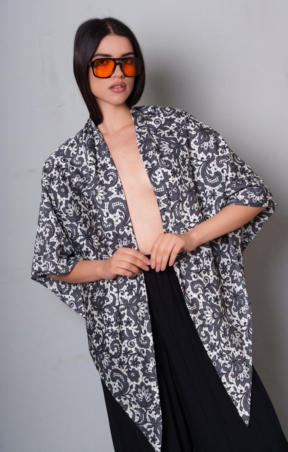 CN LOGO LACE SCARF