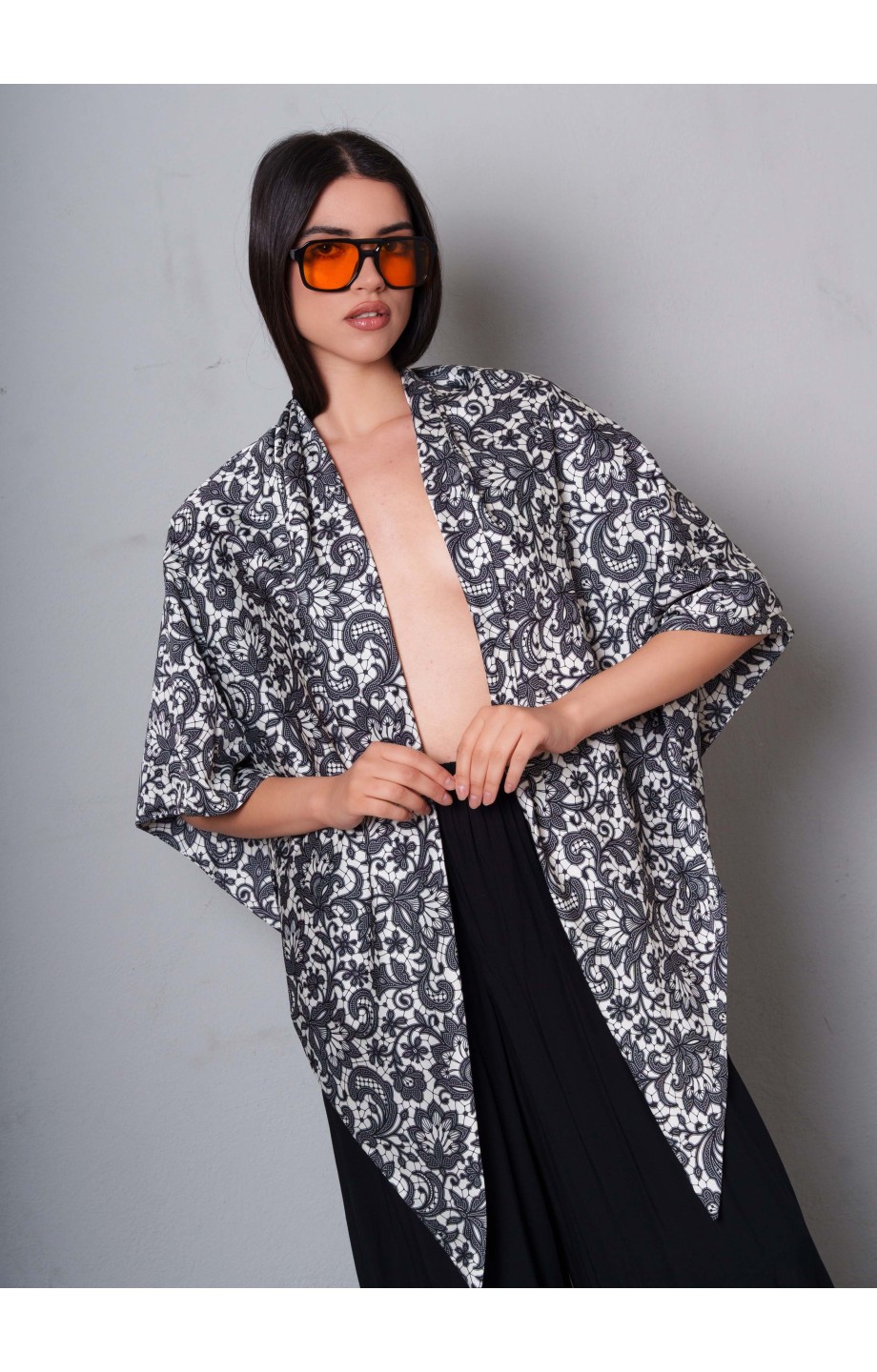 CN LOGO LACE SCARF