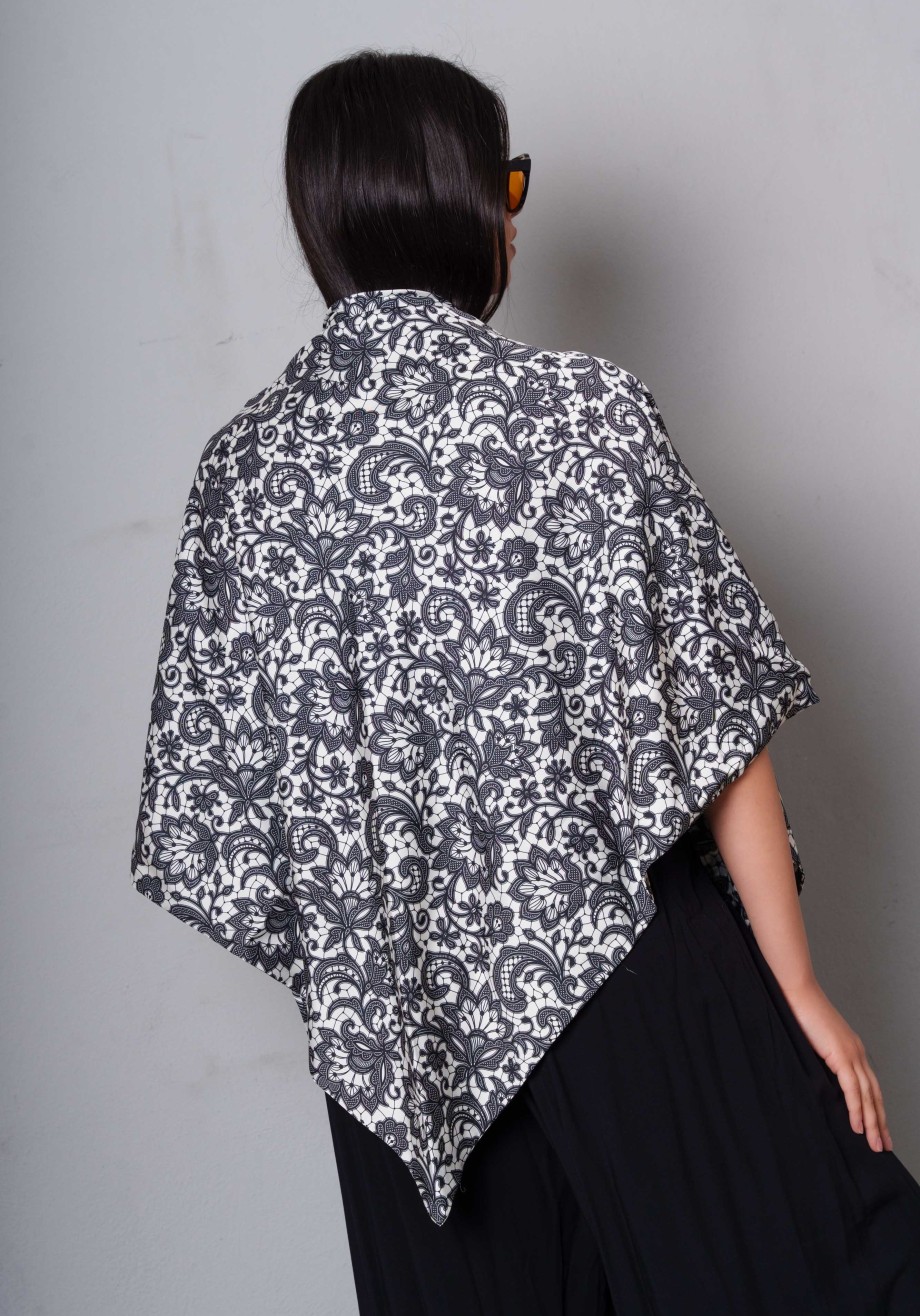 CN LOGO LACE SCARF